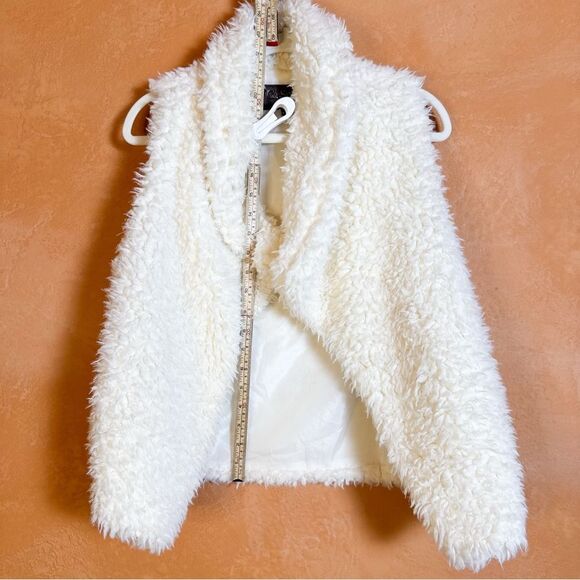Ci Sono by Cavallini Faux Fur Vest w/ Pockets – Size S - Picture 7 of 11